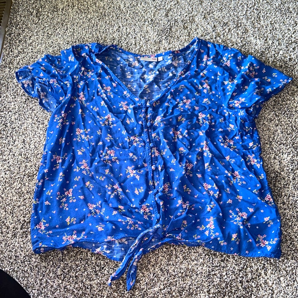 So Brand Floral Short Sleeve Shirt Size Large
